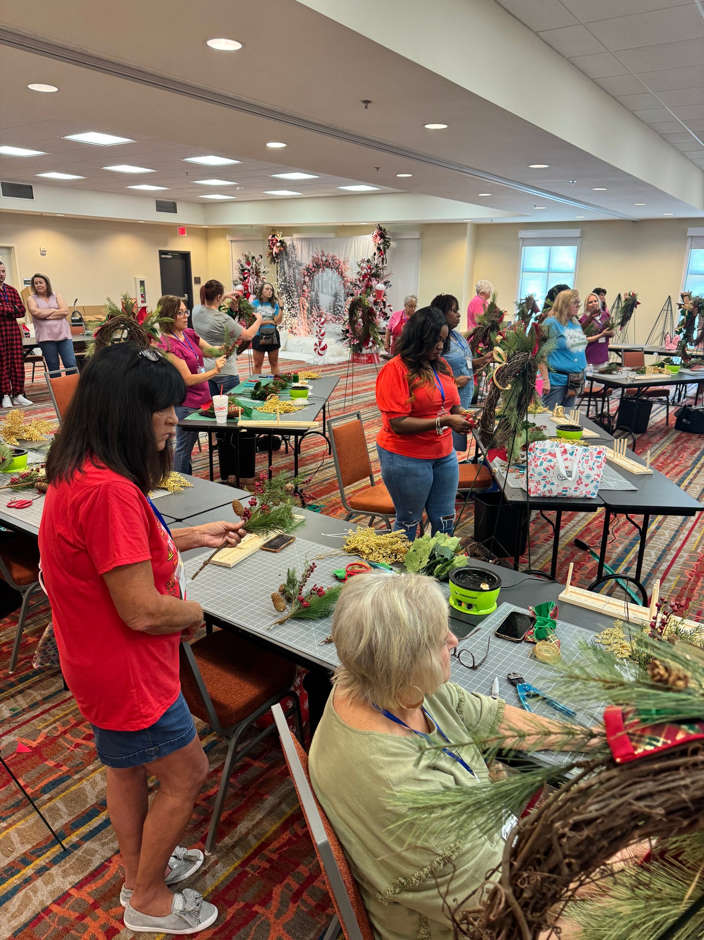 Livestream HOLIDAYS a White Bayou Event 2025